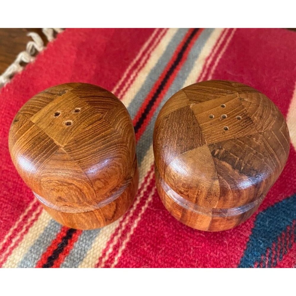 Vintage Mid-Century Modern Segmented Wood SALT & PEPPER Shakers FREE BONUS - Picture 2 of 7